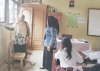 Kunjungan kerja Komisi IV meninjau UPTD SD Negeri 1 dan 2