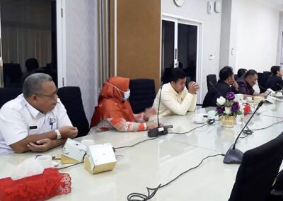 Berdiskusi dengan Otoritas Jasa Keuangan Provinsi Lampung